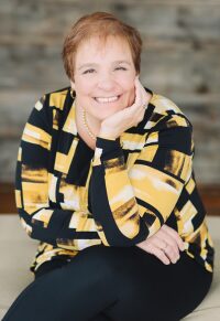 Carolyn Delaney Headshot