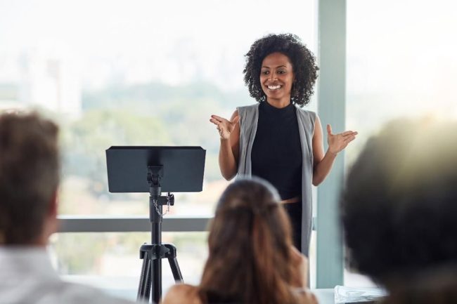 10 Public Speaking Tips From A PR Expert